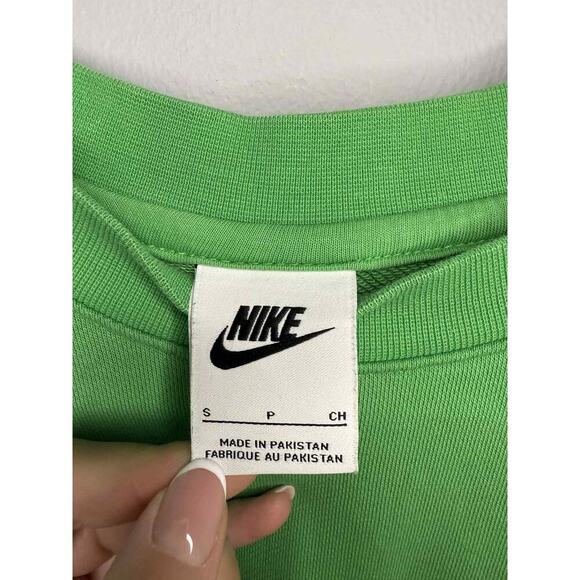 Nike Sportswear French Terry Essentials Crew Neck Sweatshirt Light Green Small - Picture 13 of 15